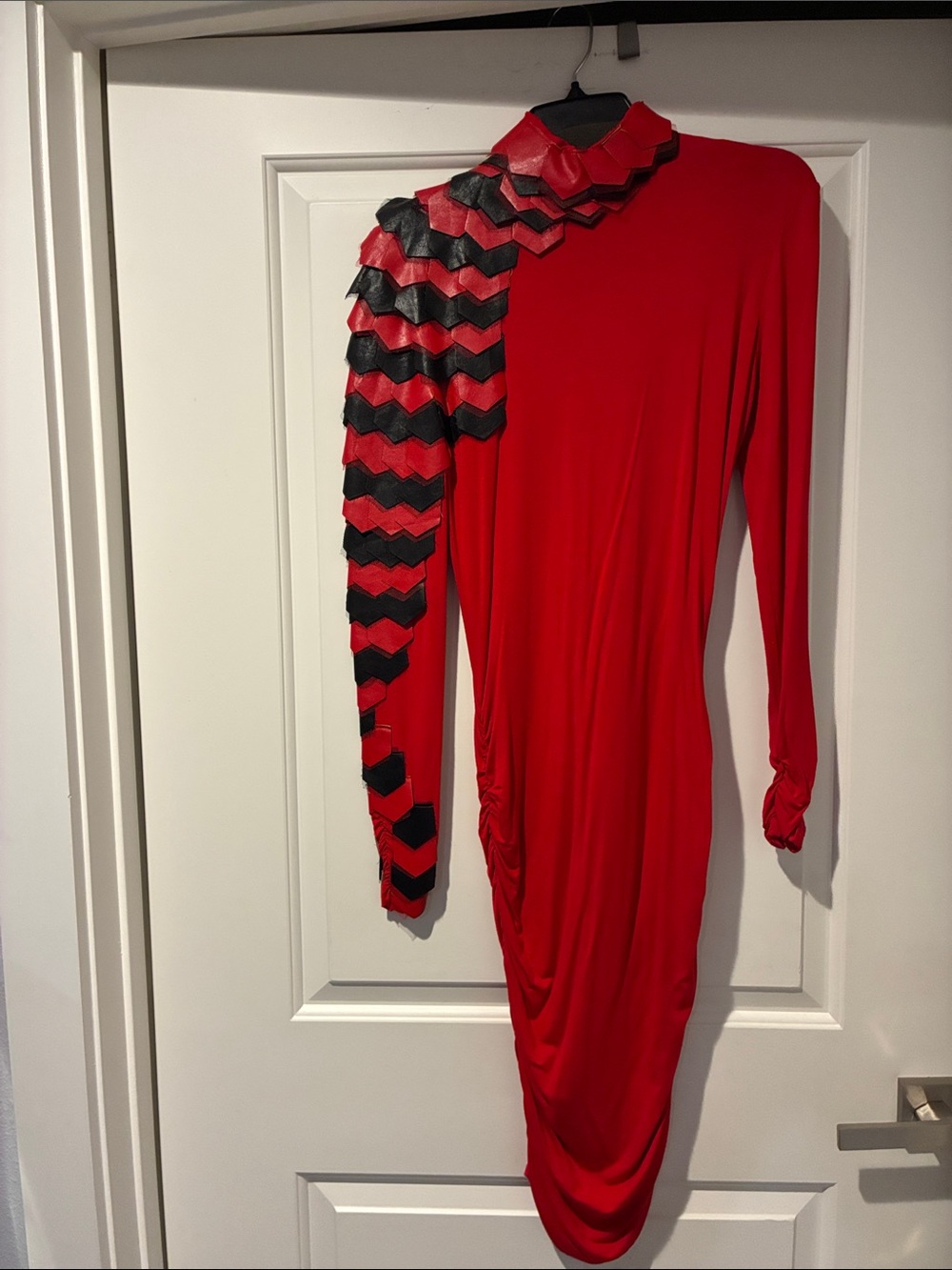 NWT-Red Long-Sleeve Dress w/Black Faux leather scale Sleeve w/rich detailing